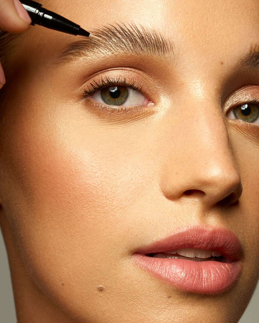 Astra GEISHA BROWS MICRO PRECISION PEN - Penna Sopracciglia Effetto 3D